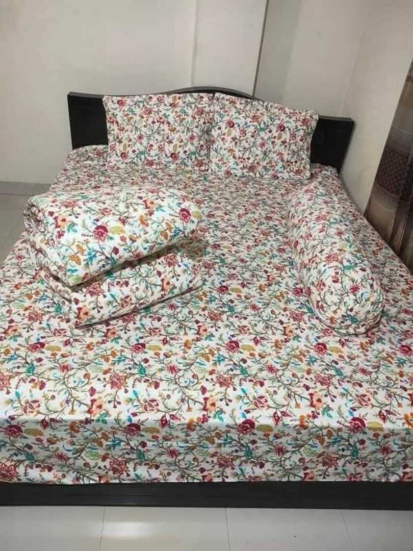 ৫,পিসের,টুয়েল,প্রিমিয়াম,কম্ফোর্টার,কম্বো,সেট