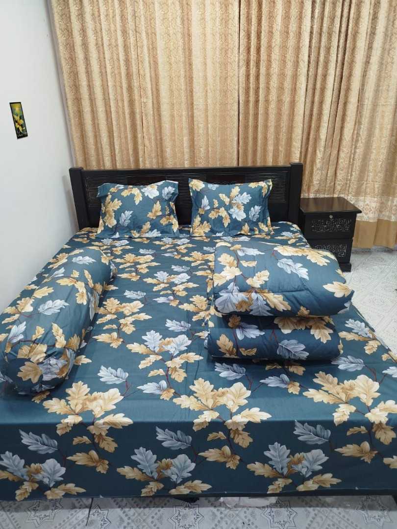 ৫,পিসের,টুয়েল,প্রিমিয়াম,কম্ফোর্টার,কম্বো,সেট