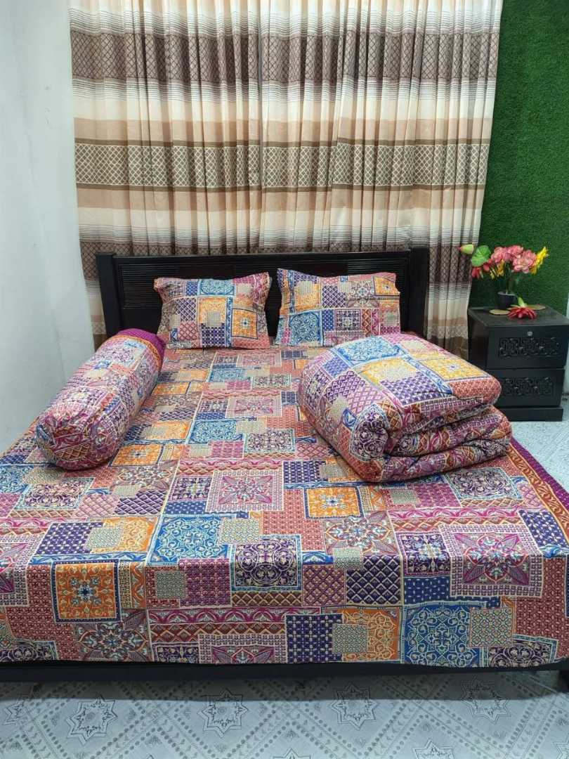 ৫,পিসের,টুয়েল,প্রিমিয়াম,কম্ফোর্টার,কম্বো,সেট