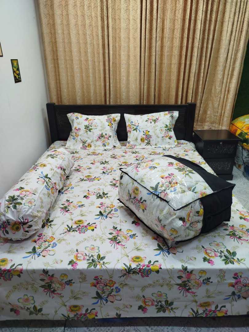 ৫,পিসের,টুয়েল,প্রিমিয়াম,কম্ফোর্টার,কম্বো,সেট