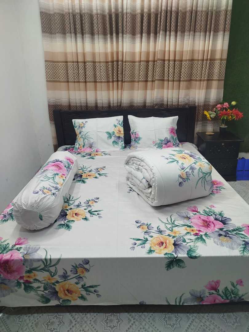 ৫,পিসের,টুয়েল,প্রিমিয়াম,কম্ফোর্টার,কম্বো,সেট