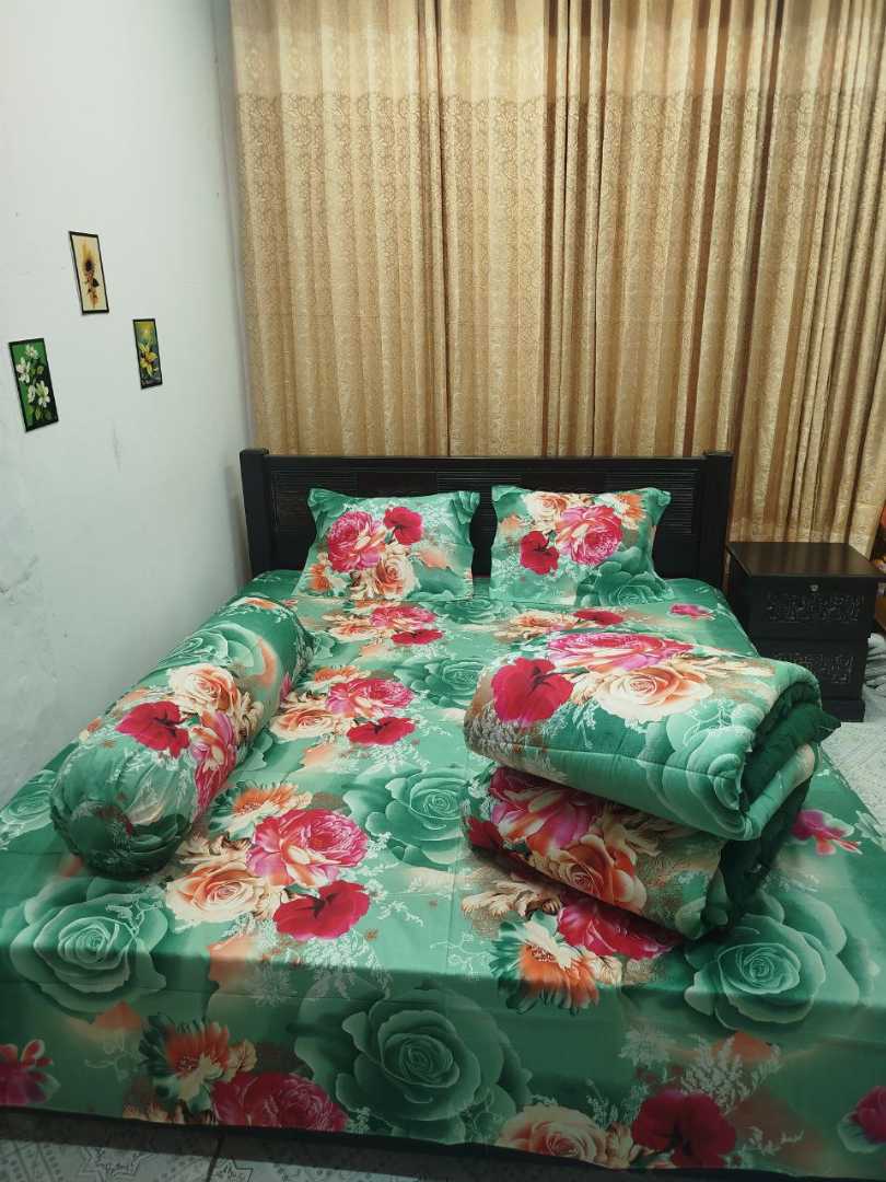 ৫,পিসের,টুয়েল,প্রিমিয়াম,কম্ফোর্টার,কম্বো,সেট